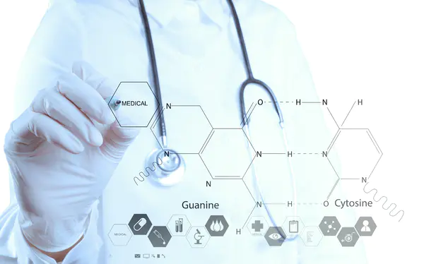 【PNG素材网-png.mixinnet.cn】正在分析六角形分子医疗科技的医生背景素材背景