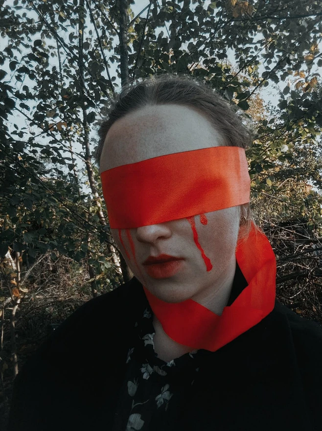 【PNG素材网-png.mixinnet.cn】免费 垂直拍摄, 年輕女子, 怪異 的 免费素材图片 素材图片